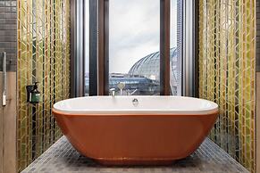 Crowne Plaza Changi Airport by IHG