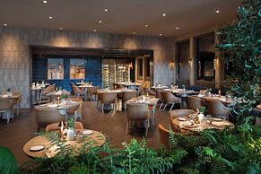 Crowne Plaza Changi Airport by IHG