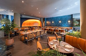 Crowne Plaza Changi Airport by IHG