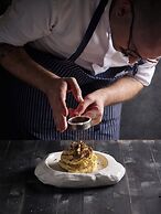 Crowne Plaza Changi Airport by IHG