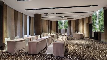 Crowne Plaza Changi Airport by IHG