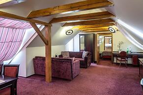 EA Embassy Prague Hotel