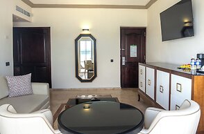 Grand Palladium Lady Hamilton Resort & Spa All Inclusive