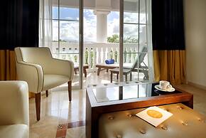 Grand Palladium Lady Hamilton Resort & Spa All Inclusive