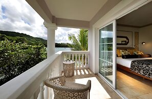 Grand Palladium Lady Hamilton Resort & Spa All Inclusive