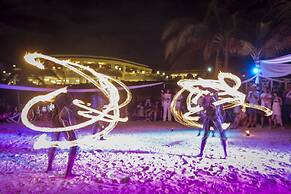 Grand Palladium Lady Hamilton Resort & Spa All Inclusive