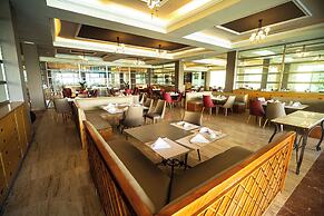Grand Palladium Lady Hamilton Resort & Spa All Inclusive