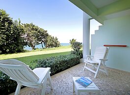 Grand Palladium Lady Hamilton Resort & Spa All Inclusive