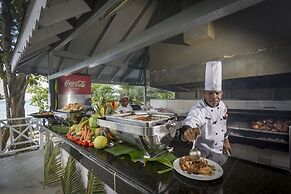 Grand Palladium Lady Hamilton Resort & Spa All Inclusive