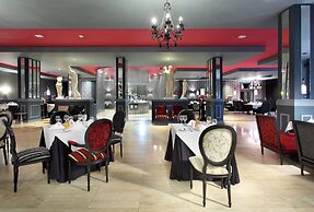 Grand Palladium Lady Hamilton Resort & Spa All Inclusive