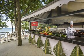 Grand Palladium Lady Hamilton Resort & Spa All Inclusive