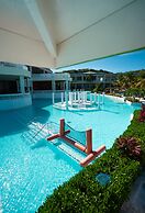 Grand Palladium Lady Hamilton Resort & Spa All Inclusive
