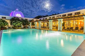 Grand Palladium Lady Hamilton Resort & Spa All Inclusive