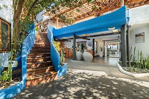 Blu Galapagos Sustainable Waterfront Lodge