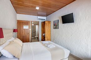 Blu Galapagos Sustainable Waterfront Lodge