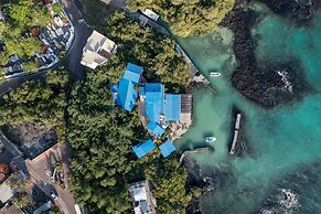 Blu Galapagos Sustainable Waterfront Lodge