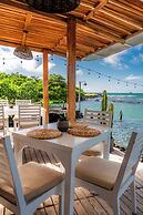 Blu Galapagos Sustainable Waterfront Lodge