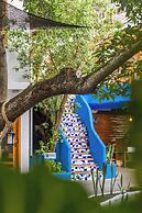 Blu Galapagos Sustainable Waterfront Lodge