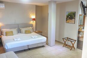 Blu Galapagos Sustainable Waterfront Lodge