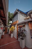 Blu Galapagos Sustainable Waterfront Lodge