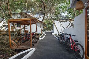 Blu Galapagos Sustainable Waterfront Lodge