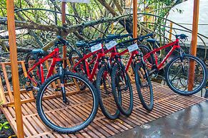 Blu Galapagos Sustainable Waterfront Lodge