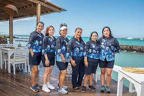 Blu Galapagos Sustainable Waterfront Lodge