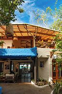 Blu Galapagos Sustainable Waterfront Lodge