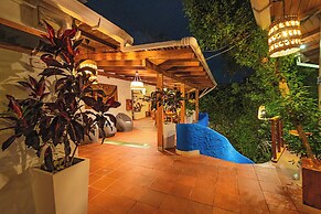 Blu Galapagos Sustainable Waterfront Lodge