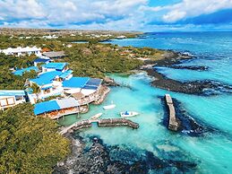 Blu Galapagos Sustainable Waterfront Lodge