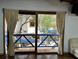 Blu Galapagos Sustainable Waterfront Lodge