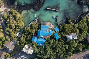 Blu Galapagos Sustainable Waterfront Lodge