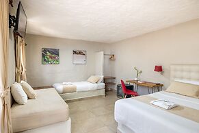 Blu Galapagos Sustainable Waterfront Lodge