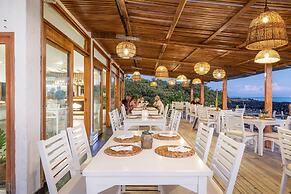 Blu Galapagos Sustainable Waterfront Lodge