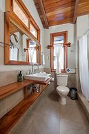 Blu Galapagos Sustainable Waterfront Lodge