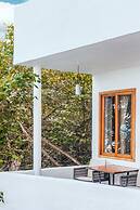 Blu Galapagos Sustainable Waterfront Lodge