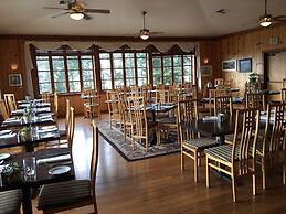 The Stanford Inn By The Sea Eco-Resort