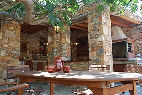 Sifnaika Konakia ~ Armada Residence