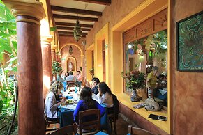 Casa Mexicana Hotel