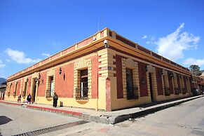 Casa Mexicana Hotel