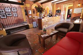 Casa Mexicana Hotel