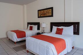 Hotel & Suites Aliana