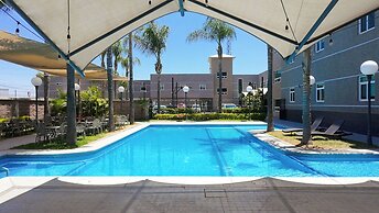 Hotel & Suites Aliana