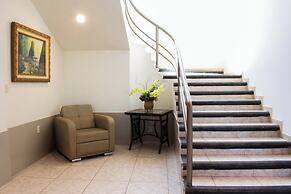 Hotel & Suites Aliana