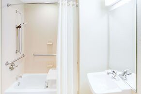 Microtel Inn & Suites by Wyndham Saraland/North Mobile