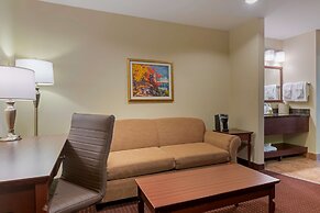 Best Western Plus Fredericton Hotel & Suites