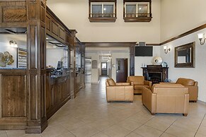 Best Western Plus Fredericton Hotel & Suites