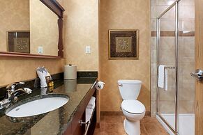 Best Western Plus Fredericton Hotel & Suites