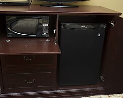 Best Western Plus Fredericton Hotel & Suites