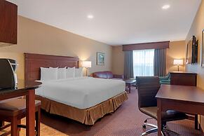 Best Western Plus Fredericton Hotel & Suites